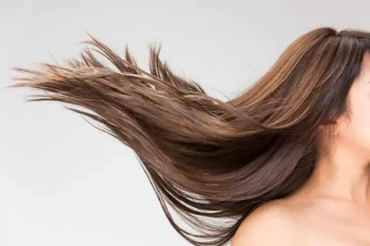 くせ毛撃退!トリートメントおすすめ6選|さらツヤ髪に。プチプラも