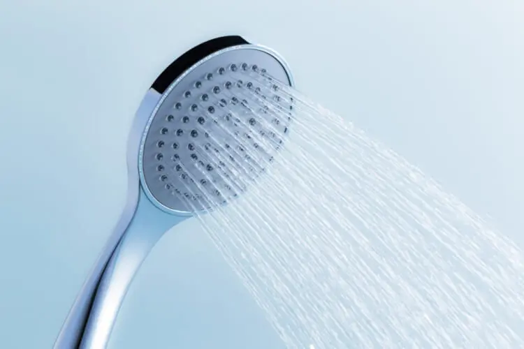 美容におすすめのシャワーヘッド11選!毛穴汚れに。ナノバブル&浴びる美容液も
