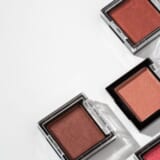 石鹼で落とせる アイシャドウ