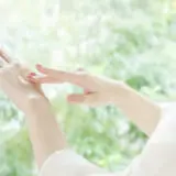 ハンドクリーム べたつかない