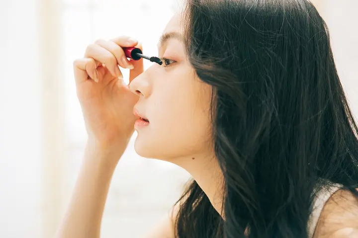 マスカラ下地 お湯で落ちる