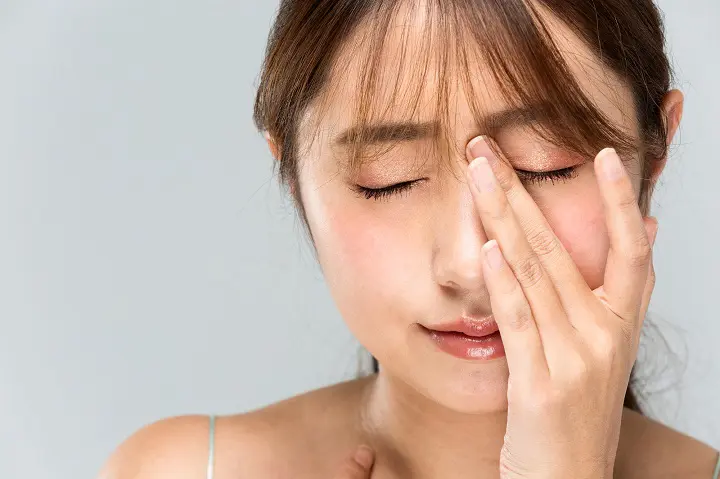 瞼　伸びる　どうなる