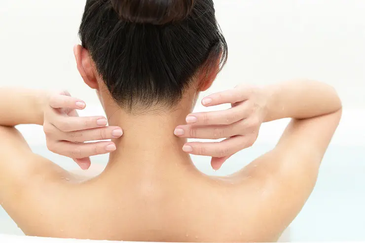 うなじ脱毛 危険