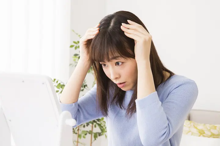 頭皮 見える 普通