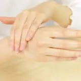 手のケア