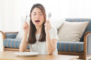 食欲がある女性