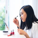 メイク 女性 マスカラ