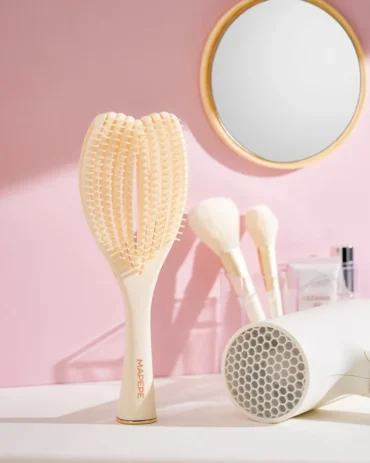 マペペの『立つ』ヘアブラシ・フレックススタンドブラシでストレスフリーな朝！価格と購入方法も